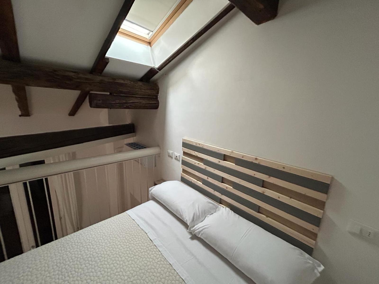 Casa Carracci Apartman Bologna Kültér fotó